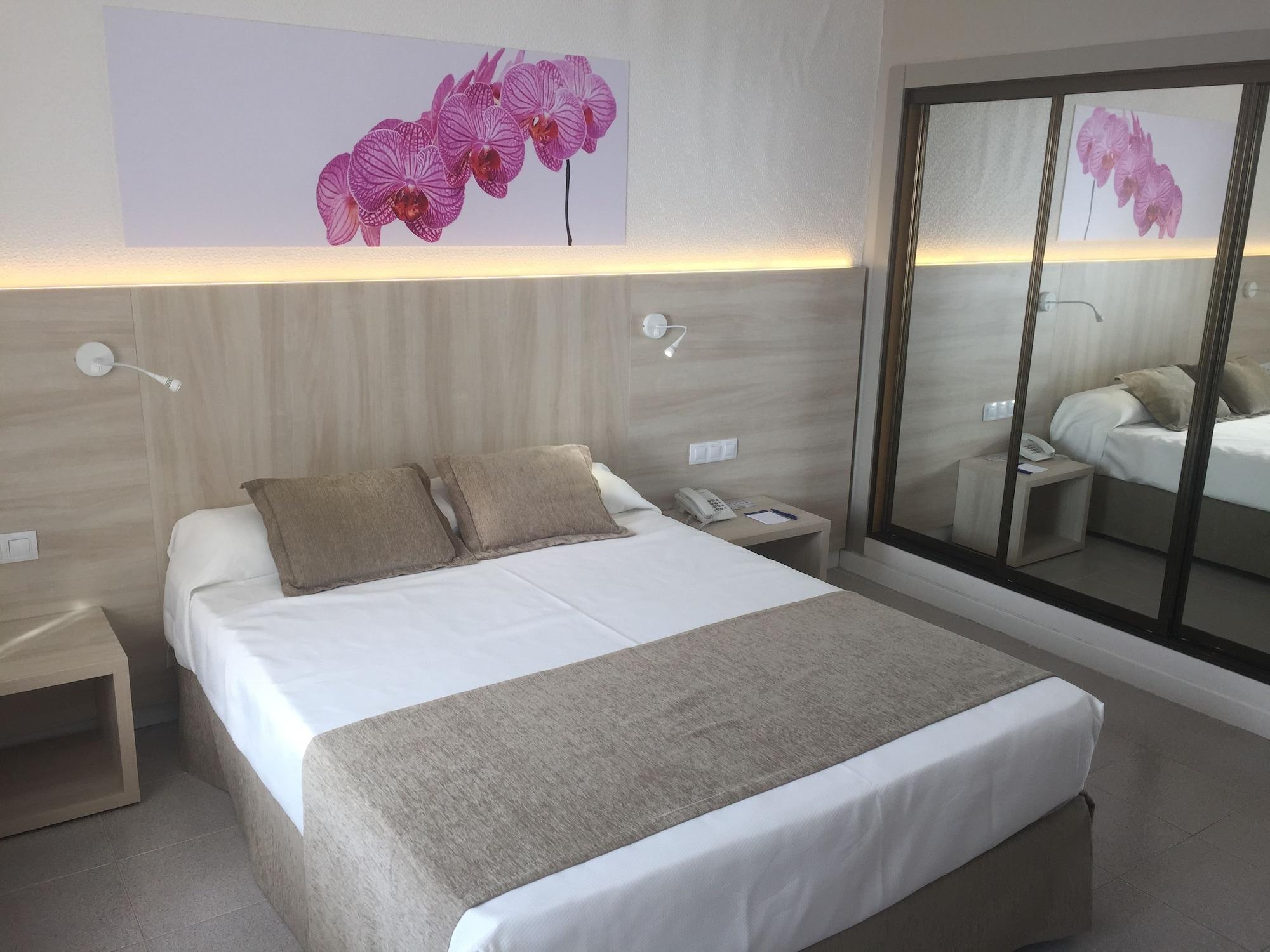 Bahia Principe Sunlight Coral Playa - Adults Only Otel Magaluf  Dış mekan fotoğraf