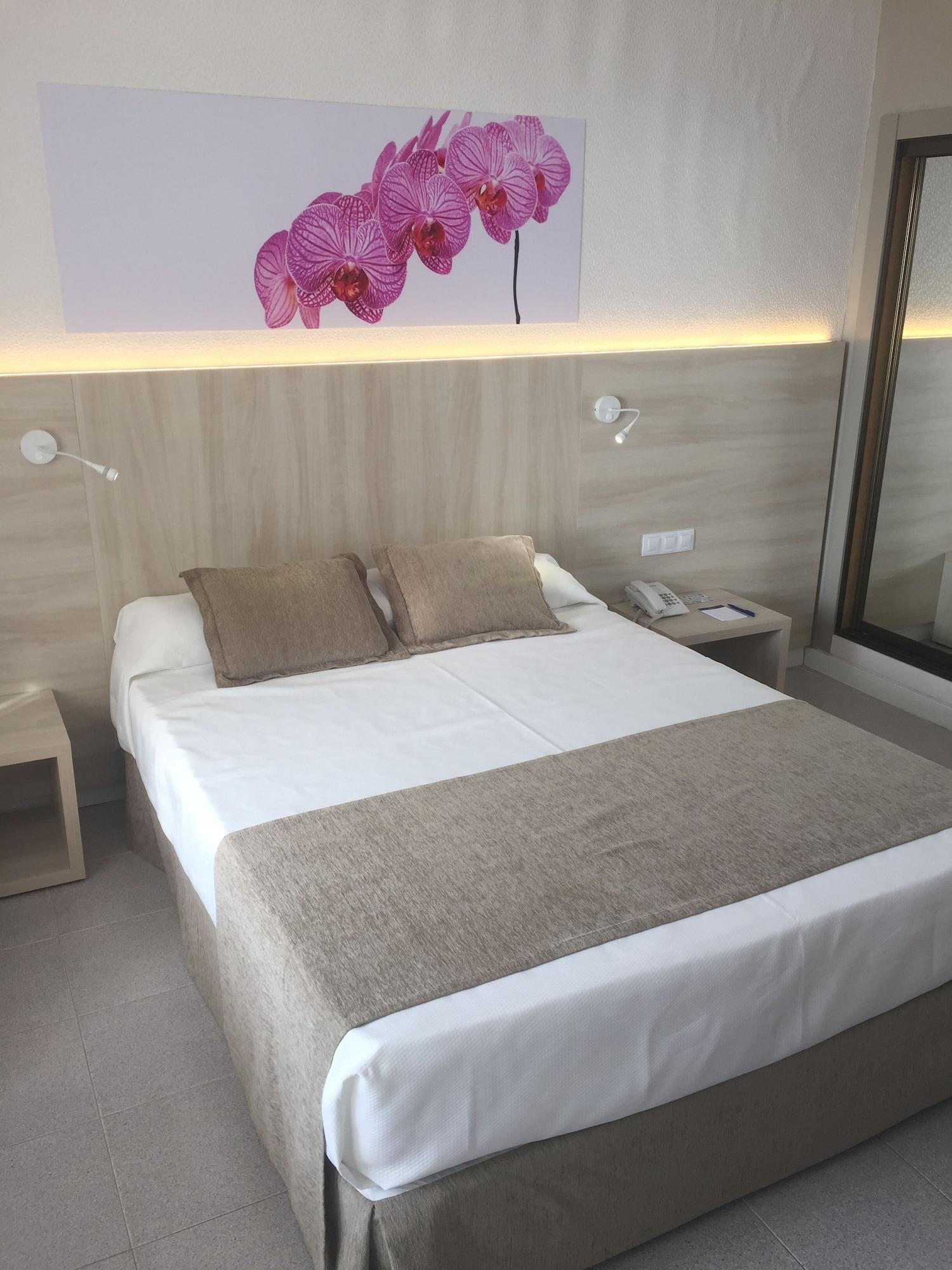 Bahia Principe Sunlight Coral Playa - Adults Only Otel Magaluf  Dış mekan fotoğraf