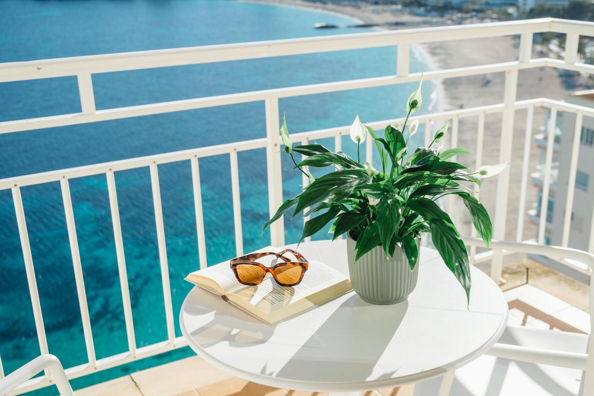 Bahia Principe Sunlight Coral Playa - Adults Only Otel Magaluf  Dış mekan fotoğraf